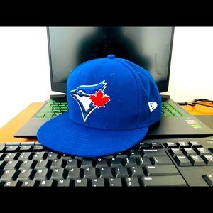 NewEra bluejays 7 3/8 fitted